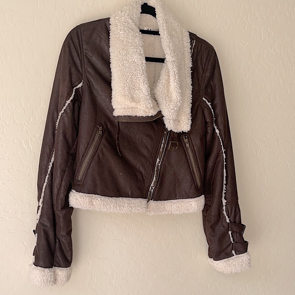 Brown Shearling Jacket - image 5